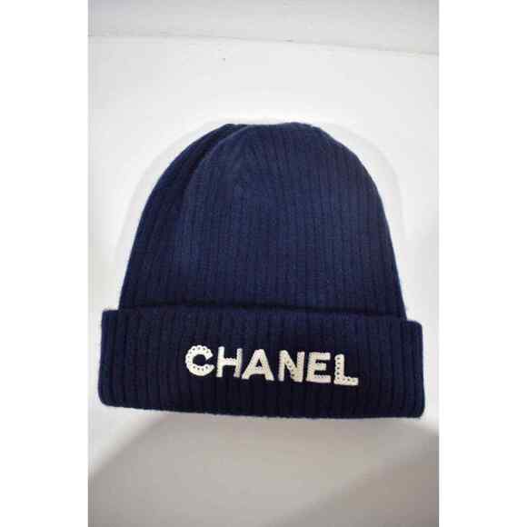 Chanel 22B Cashmere Navy Blue White Sequin CC Logo Beanie Winter Hat Cap Cloche main image 9